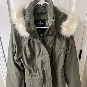 Hollister Cozy Lined Parka Faux Fur Coat